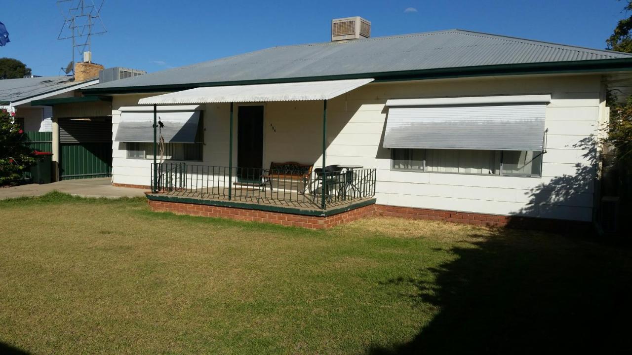 The Convent Boutique Accommodation Hay Exterior foto